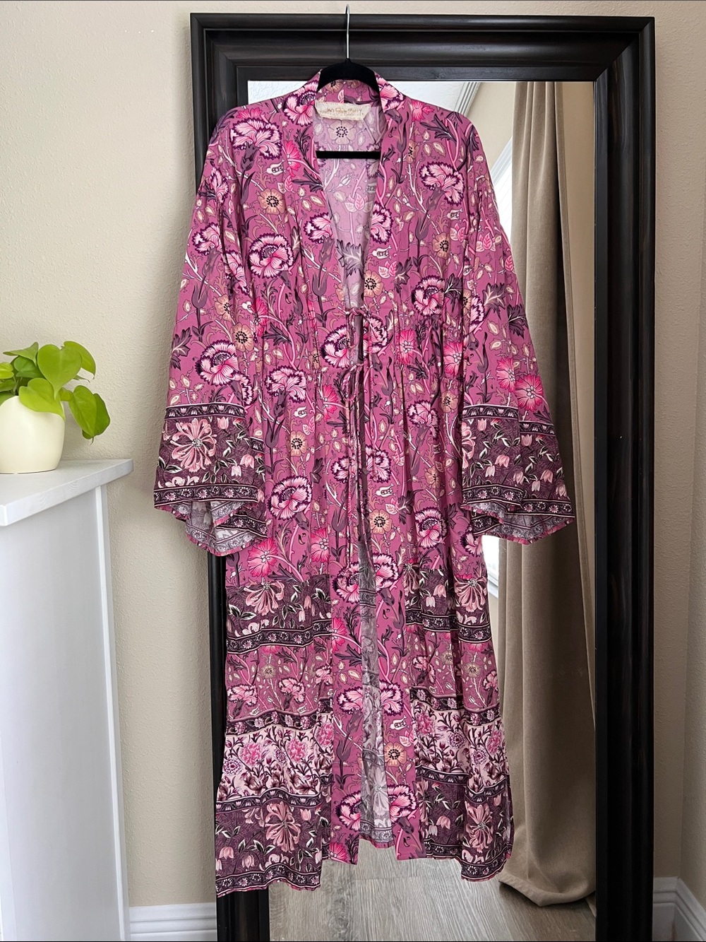 Jen's Pirate Booty Floral Long Kimono Robe in Burgundy and Pink